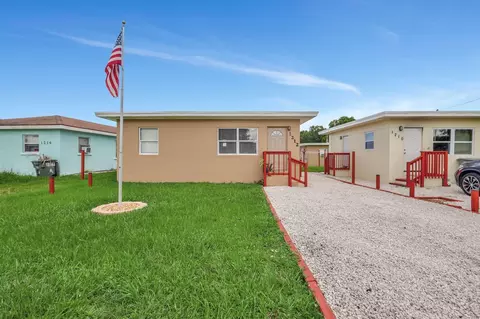 1212 N 17th St, Fort Pierce, FL 34950