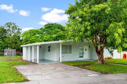 1621 NE 47th St, Pompano Beach, FL 33064