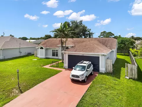1426 SW Dow Ln, Port Saint Lucie, FL 34953