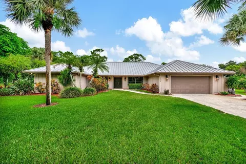 5084 SE Ruby Ct, Stuart, FL 34997