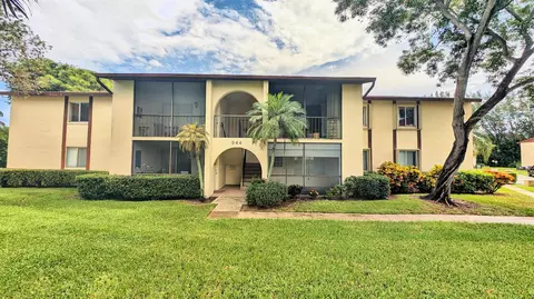 4801 Sable Pine Cir #B1, West Palm Beach, FL 33417