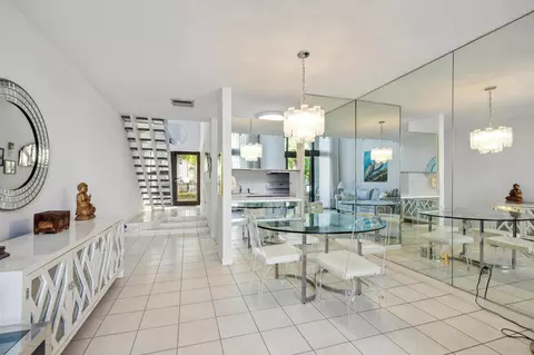 3589 S Ocean Blvd #L 11, South Palm Beach, FL 33480