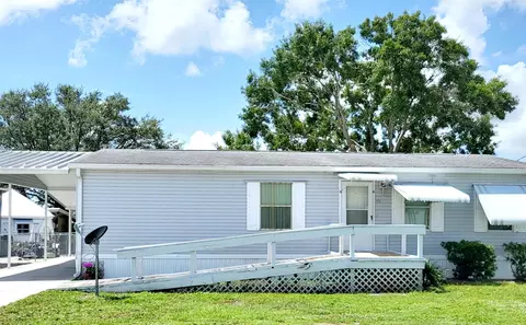 1172 7th St #BHR, Okeechobee, FL 34974