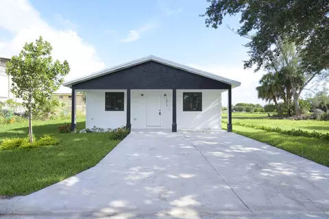 1510 W 20th St, Riviera Beach, FL 33404