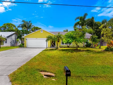 5410 Palm Dr, Fort Pierce, FL 34982