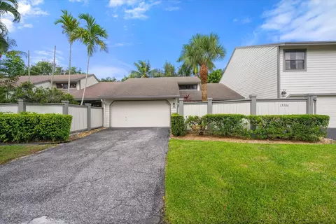 13384 Bedford Mews Ct, Wellington, FL 33414