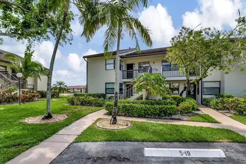 7618 Tahiti #201, Lake Worth, FL 33467