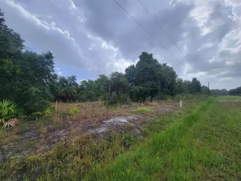 19036 NW 310th St, Okeechobee, FL 34972