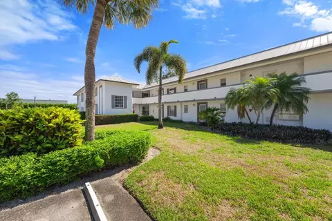 804 SE Central Pkwy #4, Stuart, FL 34994