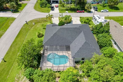 2597 SE Richmond St, Port Saint Lucie, FL 34952