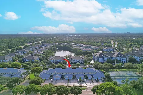 12812 Woodmill Dr, Palm Beach Gardens, FL 33418