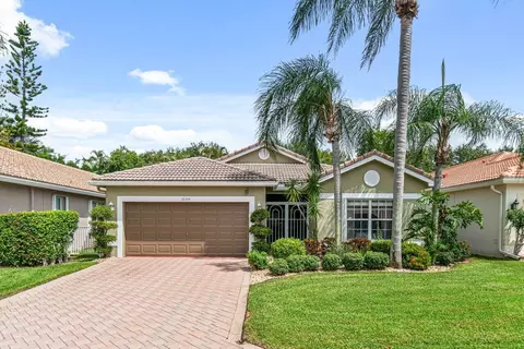 10355 Utopia Cir N, Boynton Beach, FL 33437
