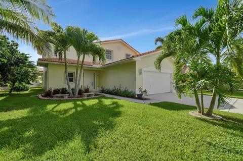 6716 Eagle Ridge Dr, Greenacres, FL 33413