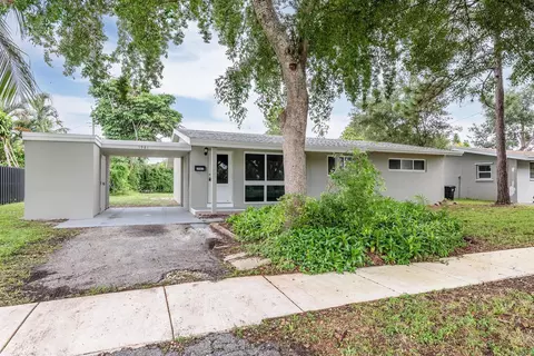 1981 SW 36th Ter, Fort Lauderdale, FL 33312