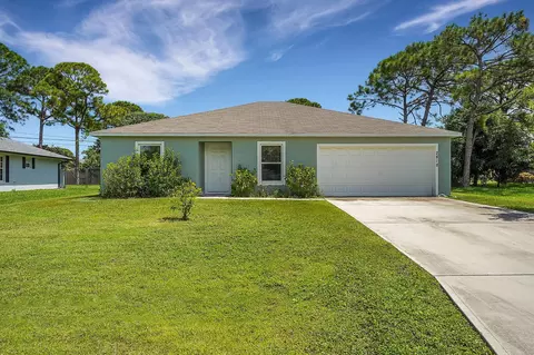 2818 SE Rawlings Rd, Port Saint Lucie, FL 34952