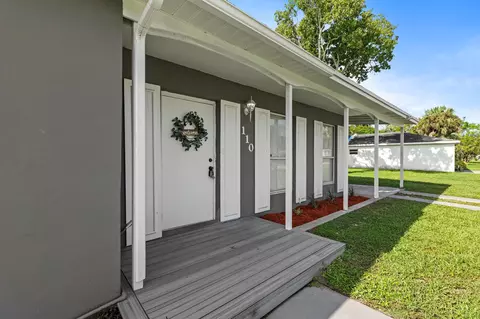 110 SEl Sito Ct, Port Saint Lucie, FL 34983
