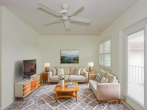 108 Springlake Ct #204, Vero Beach, FL 32962