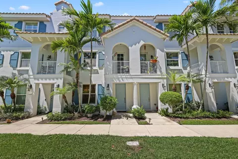 1560 Via Alferi #1560, Boynton Beach, FL 33426