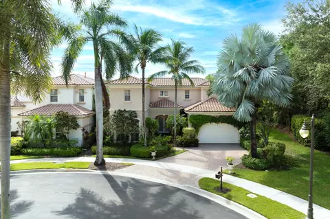 131 Siesta Way, Palm Beach Gardens, FL 33418