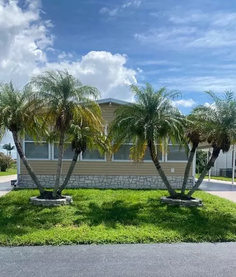 1601 SE Us Highway 441 Hwy SE #10, Okeechobee, FL 34974