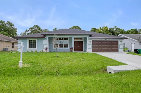 4998 NW Flintstone Ave, Port Saint Lucie, FL 34983