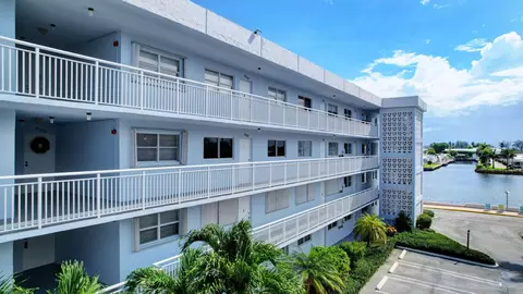 2018 S Federal Hwy #305, Boynton Beach, FL 33435