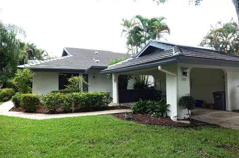 10080 Hickorywood Pl, Boynton Beach, FL 33437