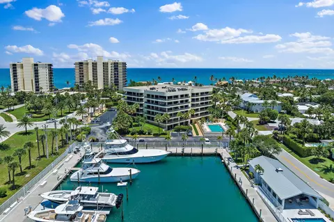 50 Beach Rd #101, Tequesta, FL 33469