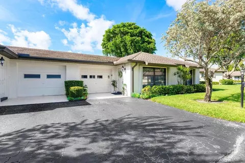 4842 Dovewood #B, Boynton Beach, FL 33436