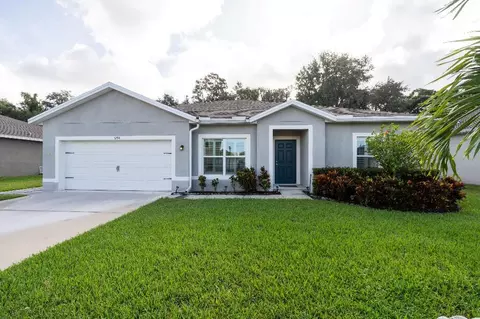 5254 Oakland Lake Cir, Fort Pierce, FL 34951