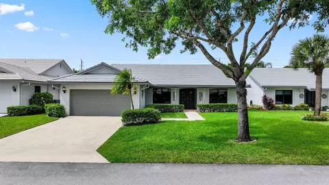 6425 Casabella Ln, Boca Raton, FL 33433