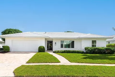 994 Walnut Ter, Boca Raton, FL 33486