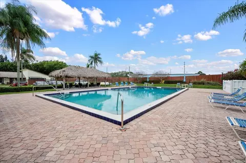 7954 SE Villa Cir, Hobe Sound, FL 33455