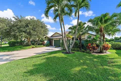 6854 SE Bunker Hill Dr, Hobe Sound, FL 33455