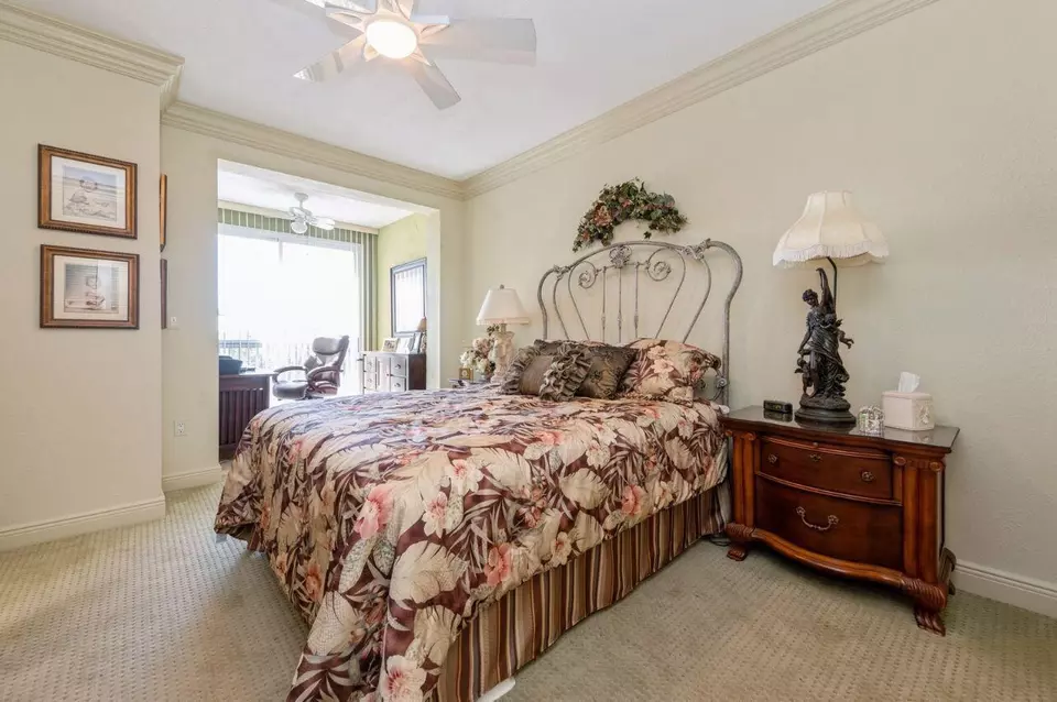 Bedroom - 17031 Boca Club 085a Blvd #085A, Boca Raton, FL 33487 photo 2 of 2