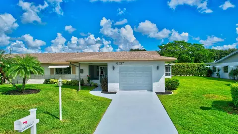 6237 Overland Pl, Delray Beach, FL 33484