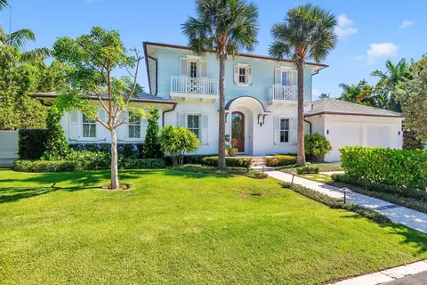 239 Monterey Rd, Palm Beach, FL 33480