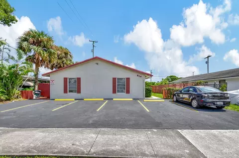 614 Holly, Palm Beach Gardens, FL 33410