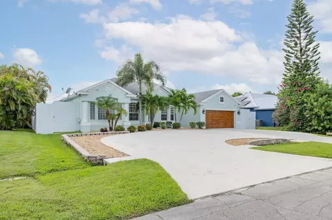 728 SW Avens St, Port Saint Lucie, FL 34983