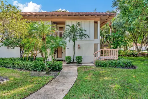 161 Brackenwood Rd, Palm Beach Gardens, FL 33418