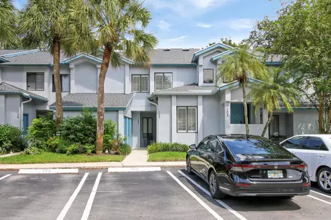 107 Harbour Pointe Way, Greenacres, FL 33413