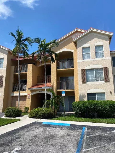 4115 San Marino #304, West Palm Beach, FL 33409