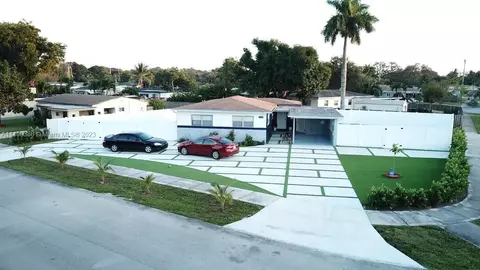 3240 SW 17th St, Fort Lauderdale, FL 33312