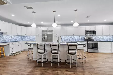 959 NE Dahoon Ter, Jensen Beach, FL 34957
