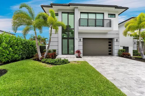 721 S Lake Ave, Delray Beach, FL 33483