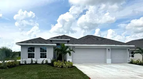 5495 Lugo St, Fort Pierce, FL 34951