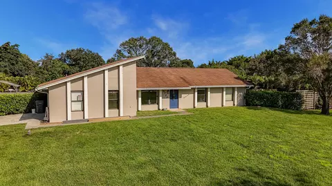 15722 93rd Ln N, Jupiter, FL 33478