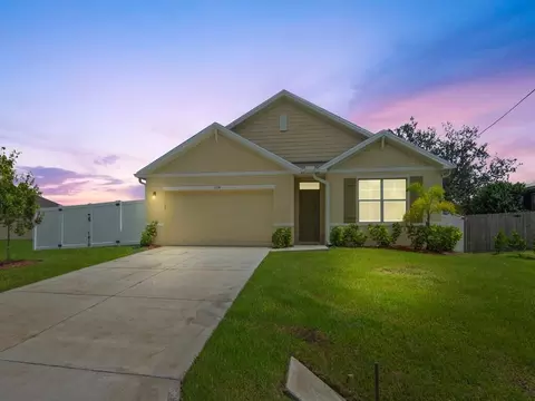 1774 Starfish Ln, Sebastian, FL 32958