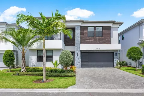 17049 Teton River Rd, Boca Raton, FL 33496