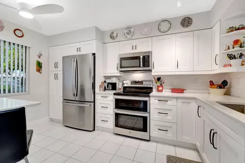 14096 Huntington Pointe Dr #110, Delray Beach, FL 33484